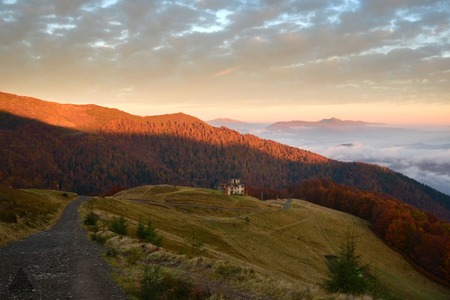 Кільцевий маршрут Боржавою з Воловця